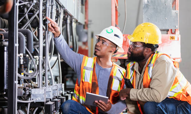 Best Electrical Contractors for Businesses  in Chetopa, KS